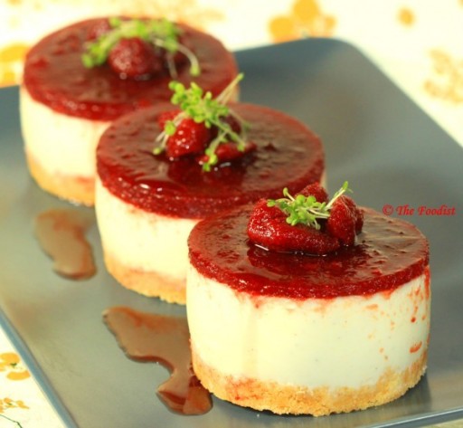DIY Buttermilk Cream Strawberry Cupcakes Recipe