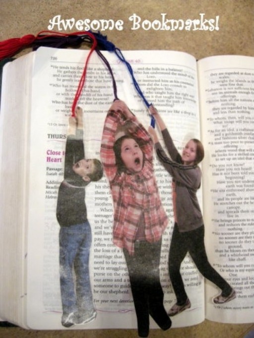 How to DIY awesome picture bookmarks