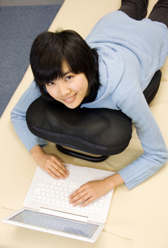 Lazy Geek Multipurpose Pillow DIY Tag