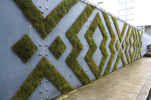 moss graffiti 5