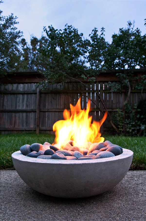 DIY Concrete Fire Pit Tutorial 1